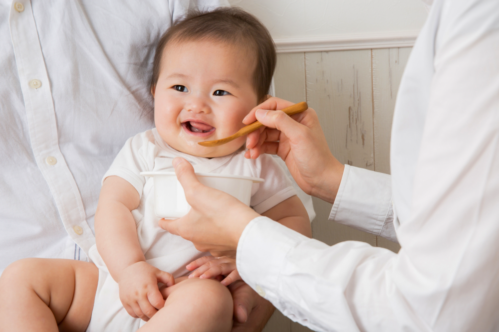 【離乳食初期のごっくん期】5ヶ月頃のいちばん初めにおすすめの離乳食レシピ